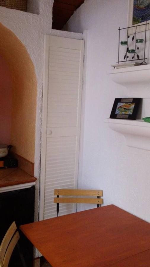Greek Cottage Playas De ティファナ エクステリア 写真